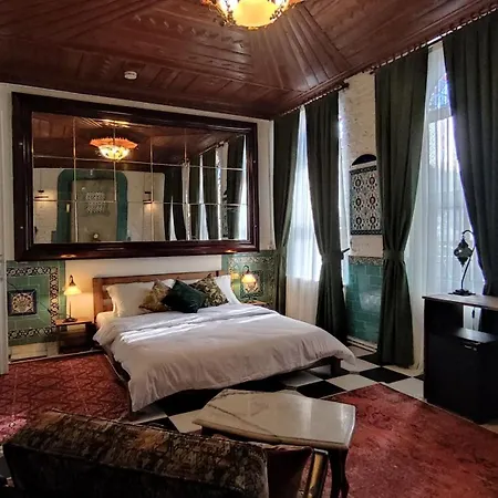 Apartahotel Nevalist 4*