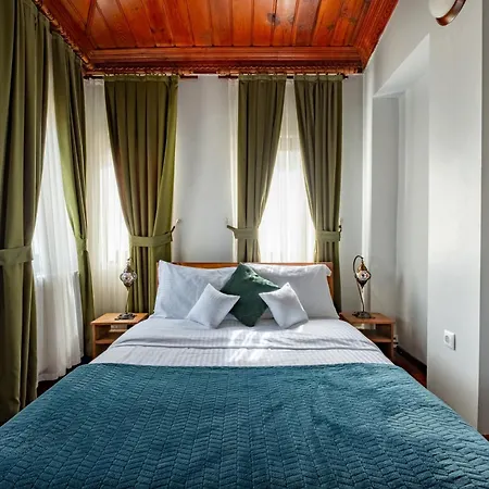 Lägenhetshotell Nevalist 4*
