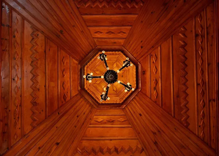 アパートホテル Nevalist