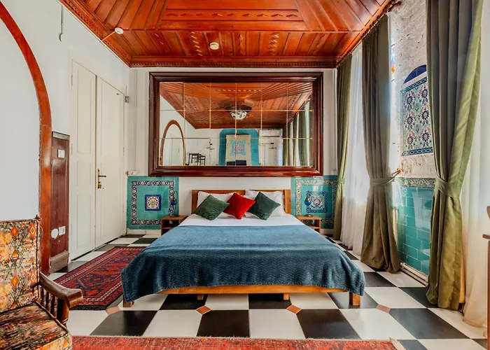 Nevalist イスタンブール